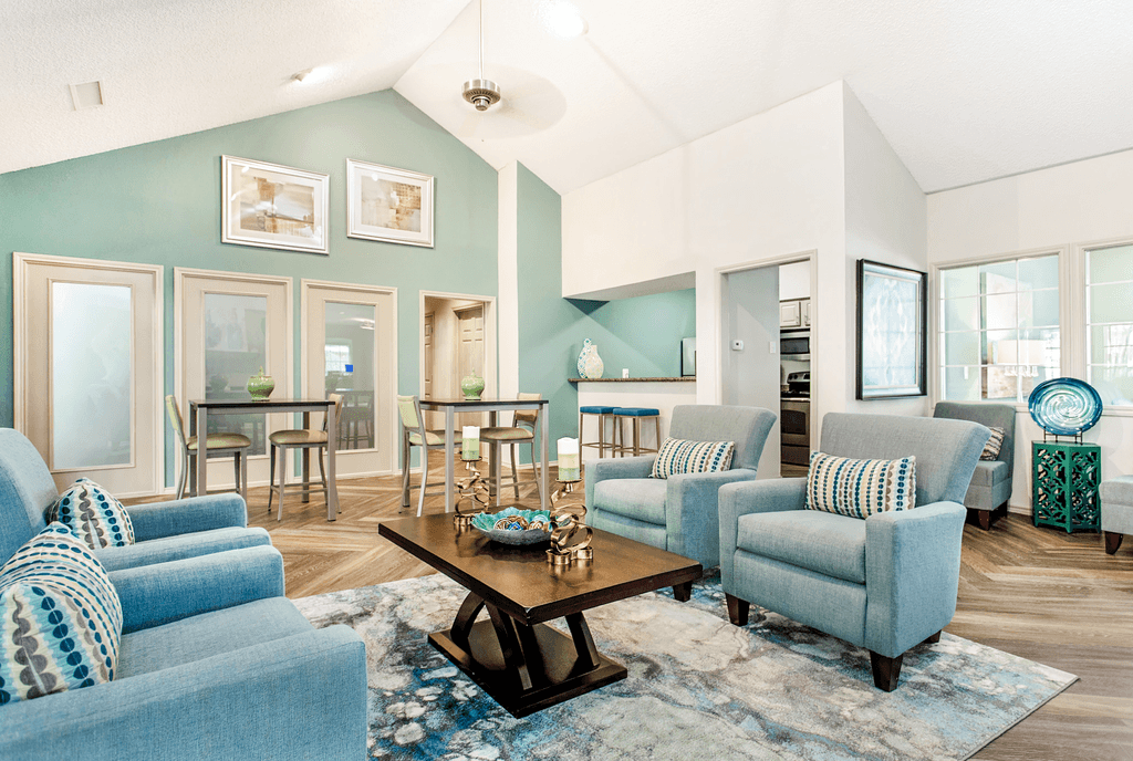 Summers Crossing Apartments is a similar property to Bentley Place Apartments located in Plano